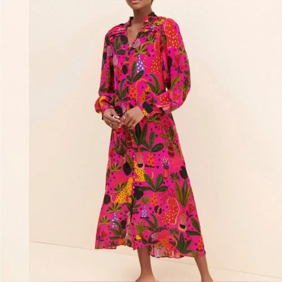 FARM Rio Dresses & Skirts - FARM RIO Pop Leopards Chemise Shirtdress in Pink size XS